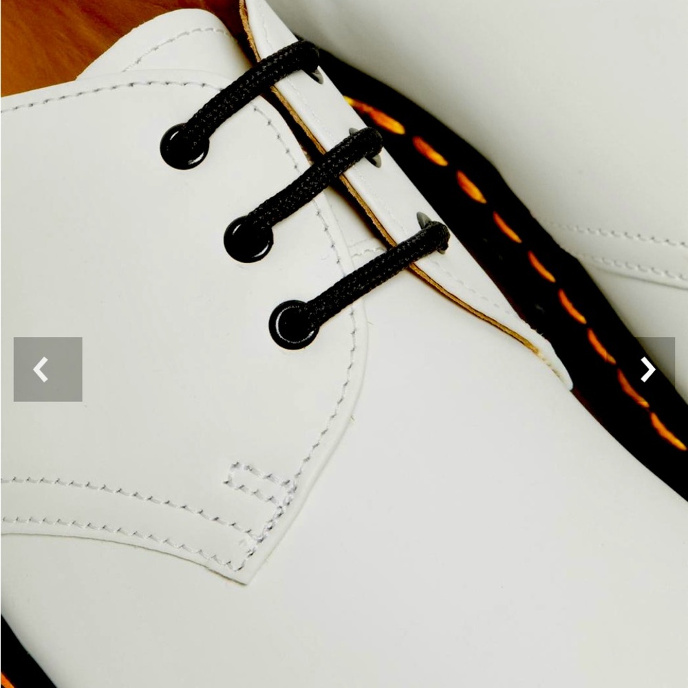 NWT👞🤍Dr. Martens 👞🤍 Smooth White Patent Leather Oxfords - Picture 7 of 8